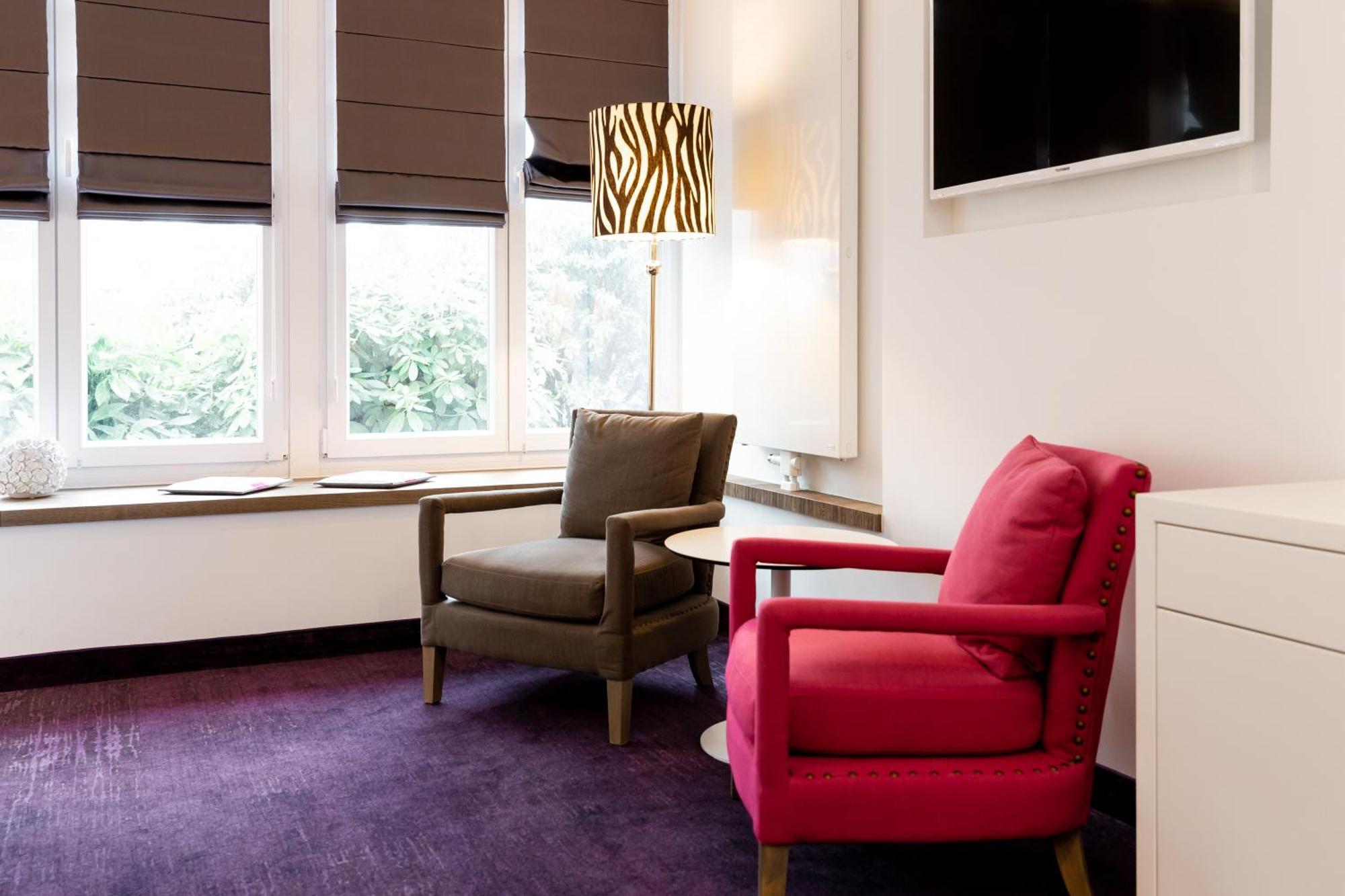 Parkhotel Fritz Am Brunnen Швельм Номер фото