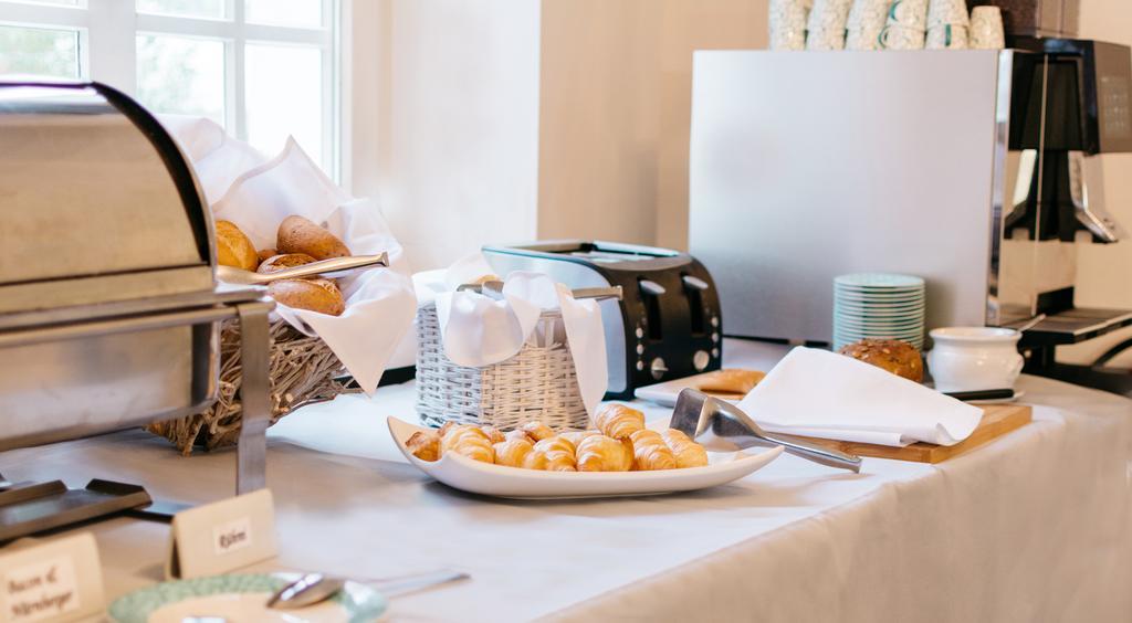 Parkhotel Fritz Am Brunnen Швельм Экстерьер фото