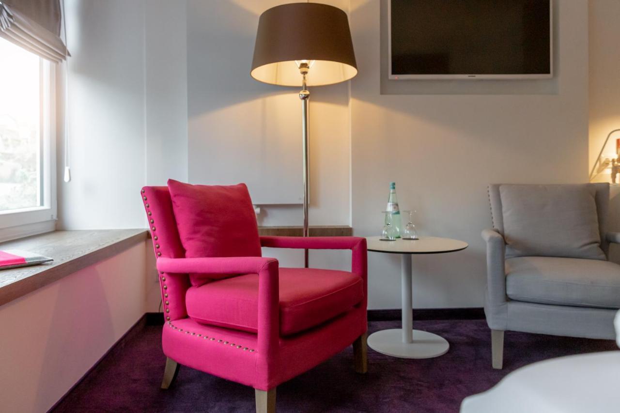 Parkhotel Fritz Am Brunnen Швельм Экстерьер фото