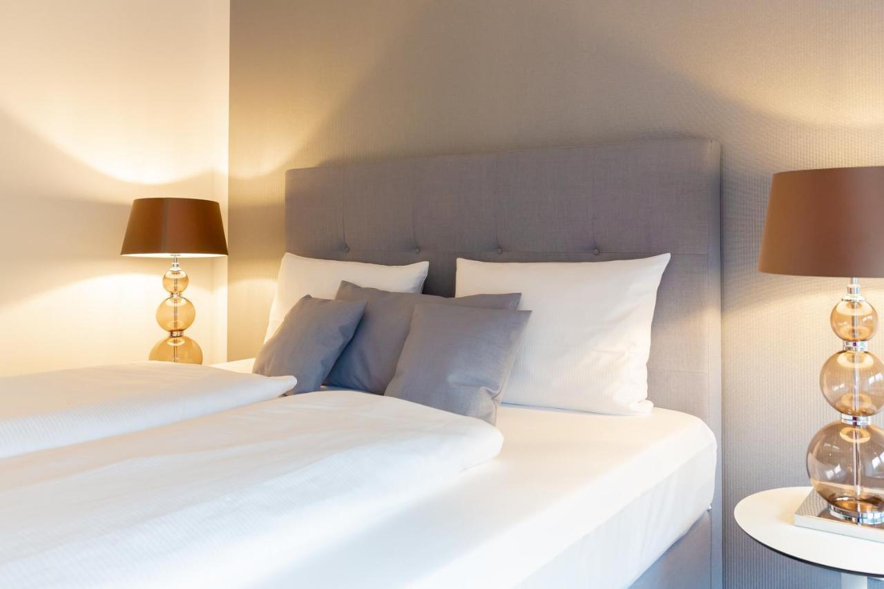 Parkhotel Fritz Am Brunnen Швельм Экстерьер фото