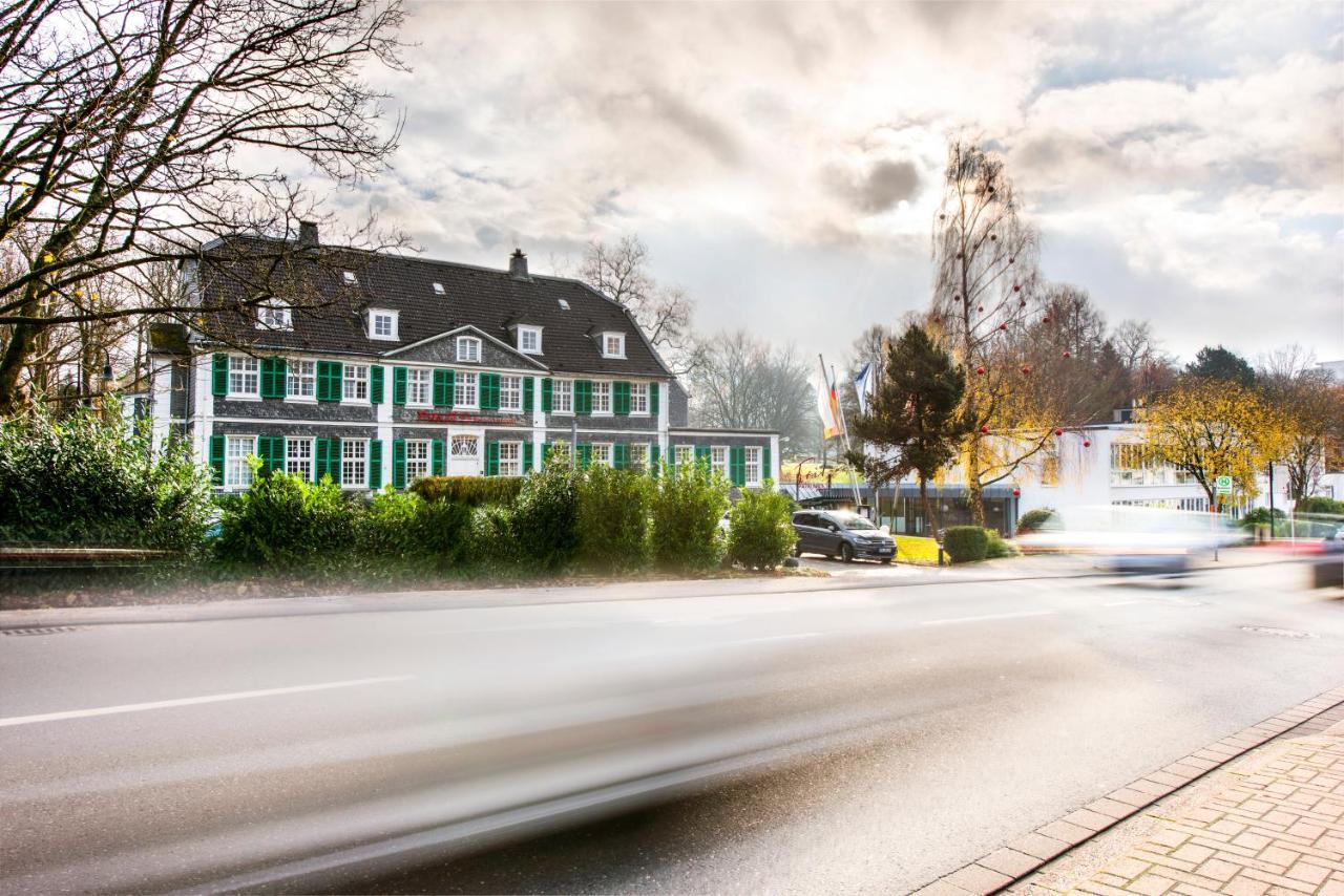 Parkhotel Fritz Am Brunnen Швельм Экстерьер фото