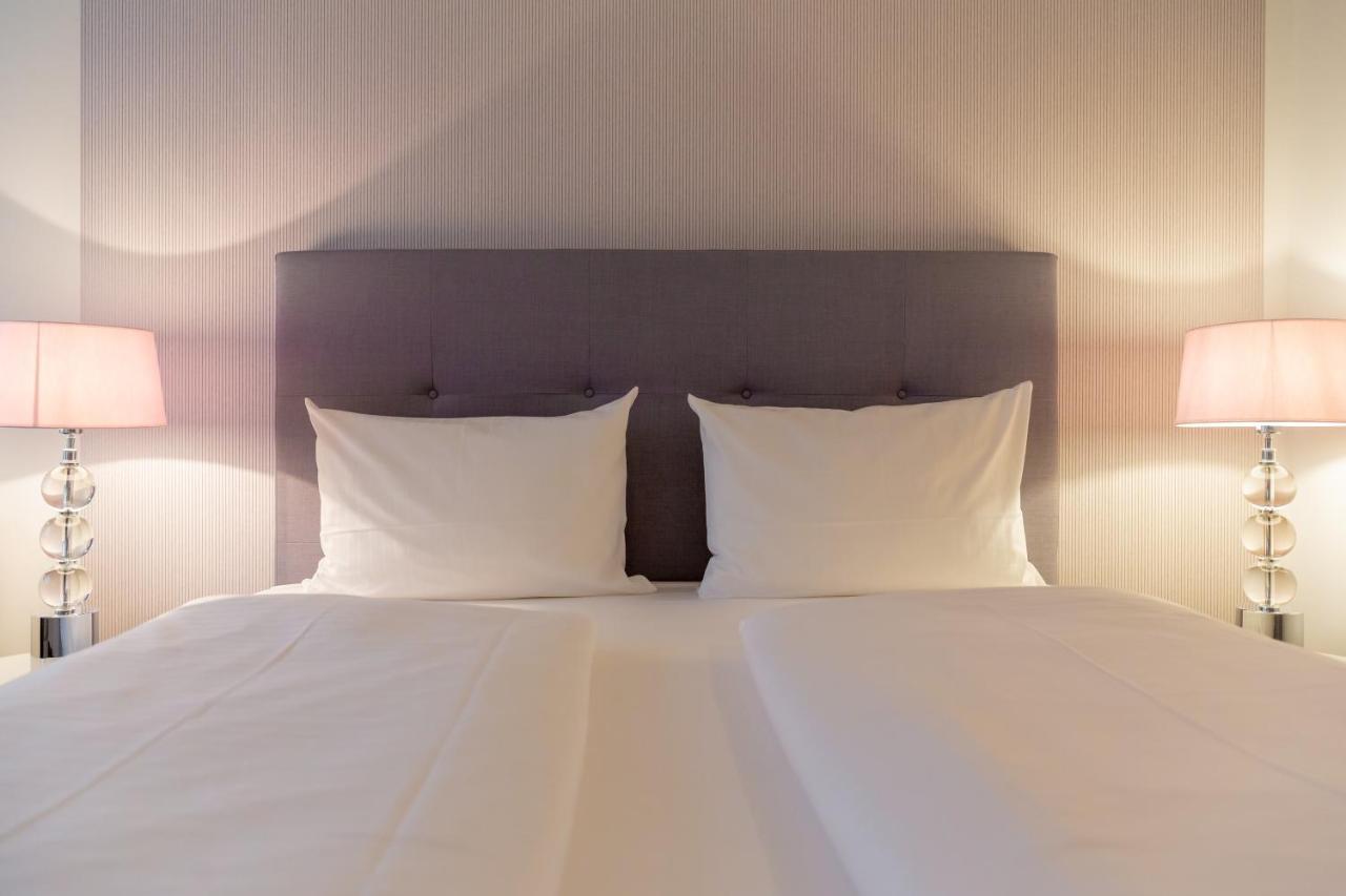 Parkhotel Fritz Am Brunnen Швельм Экстерьер фото